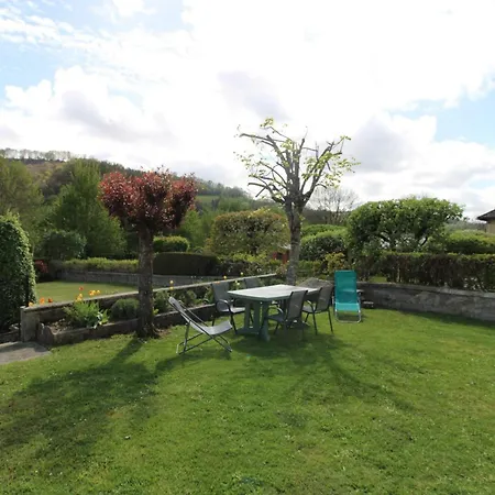 Location De Gite En Auvergne: Confort, Activites Nature Et Proximite Sites Historiques - Fr-1-742-544